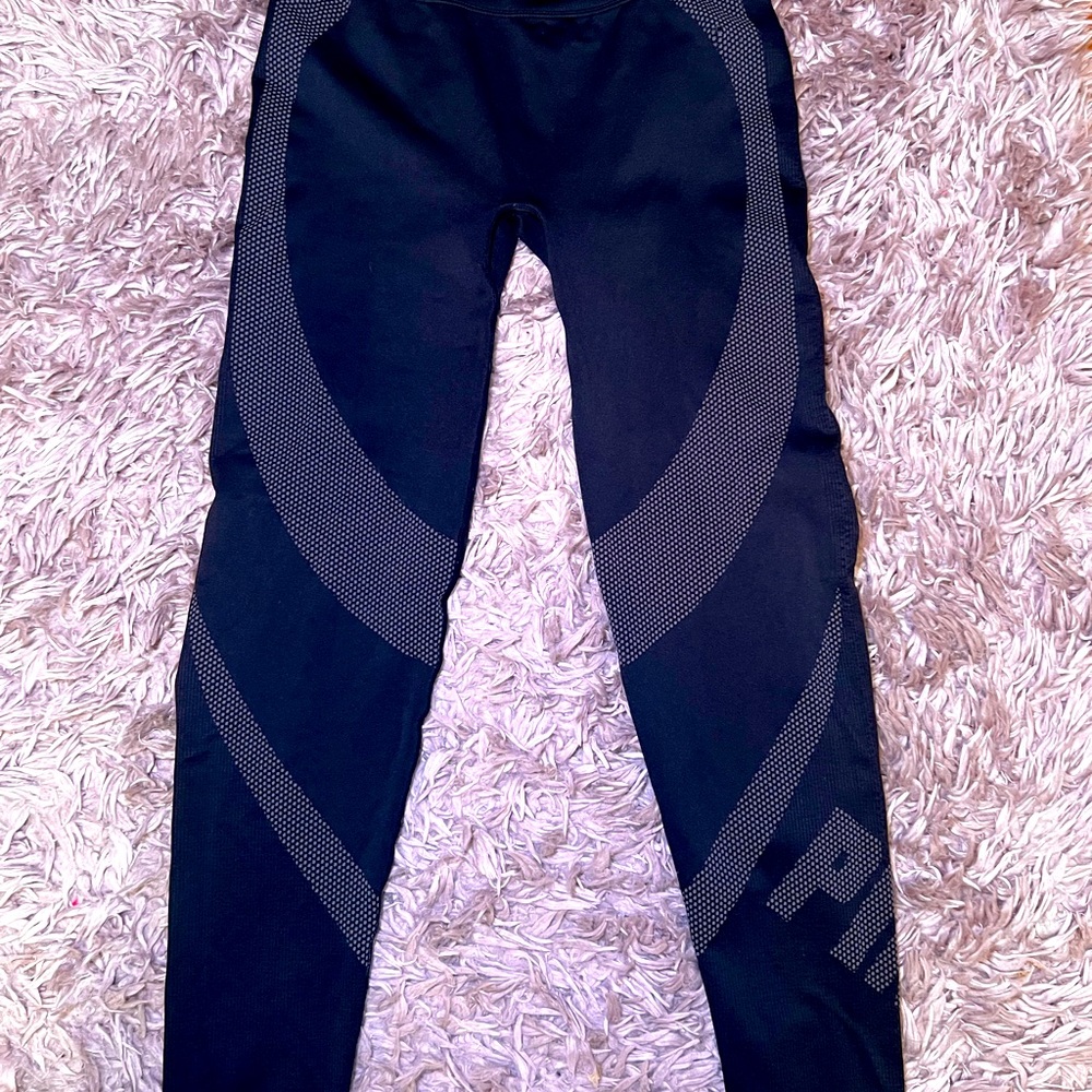 Victoria’s Secret PINK active leggings size medium